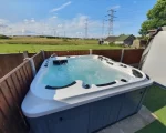 amalfi-4-5-seater-hot-tub-2