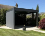 luxe-electric-louvered-roof-pergola