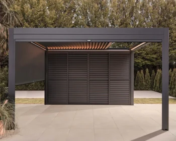 Luxe Pergola Screen